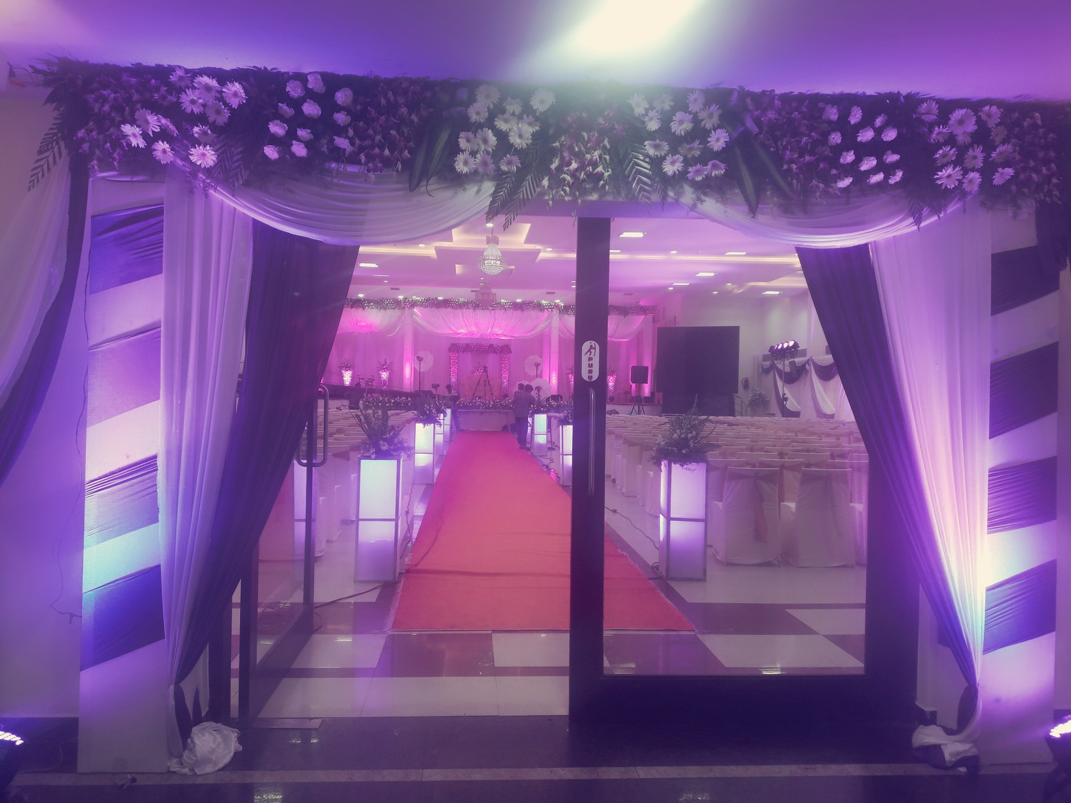 https://weddingdc.net/wp-content/uploads/2015/09/617712016-04-21-17-42-47-998.jpg