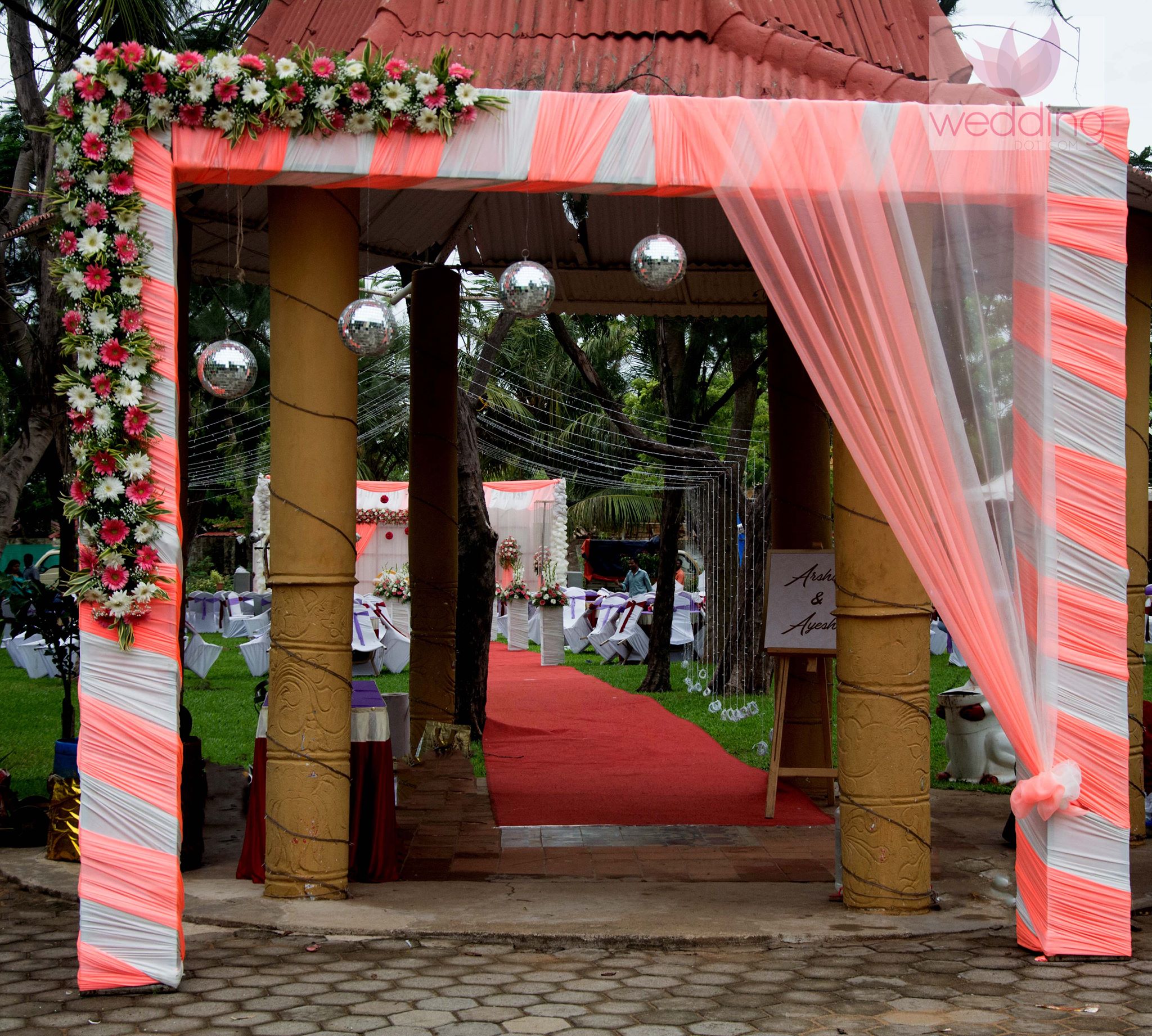 https://weddingdc.net/wp-content/uploads/2018/03/20045558_825039360996674_196826813864798782_o.jpg