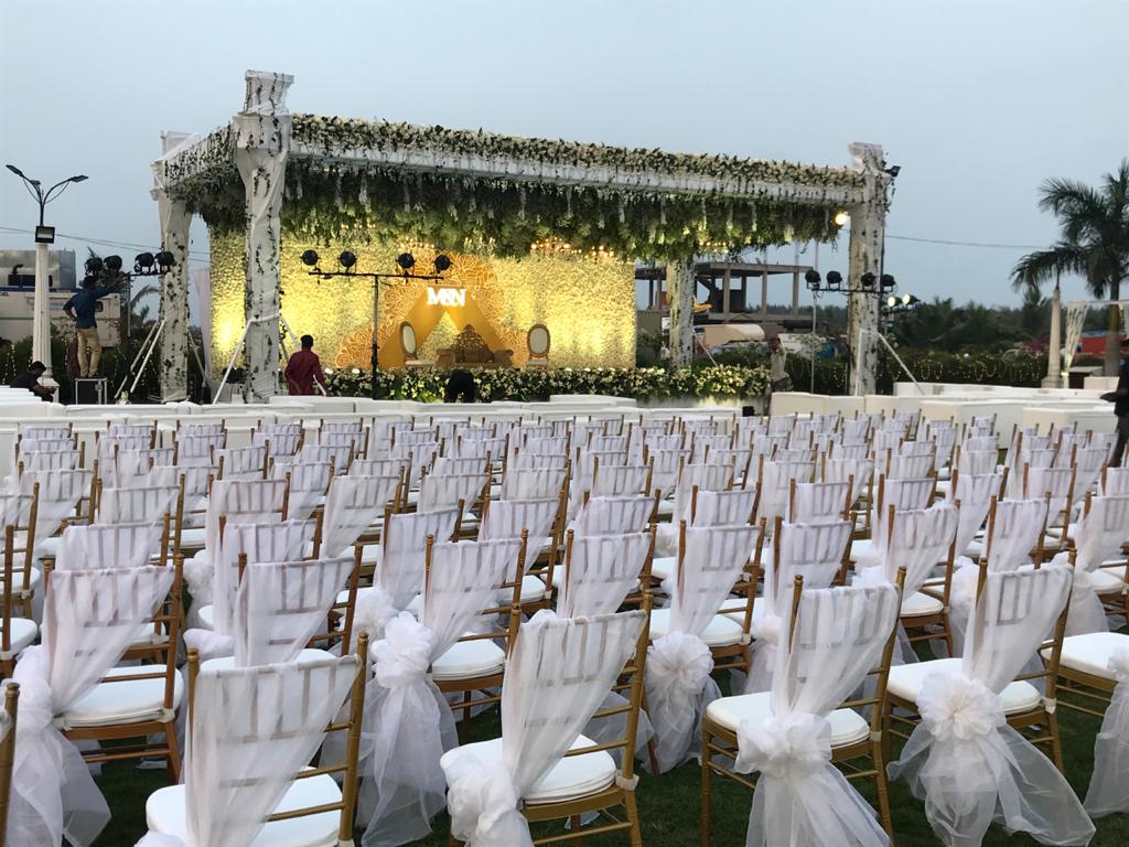https://weddingdc.net/wp-content/uploads/2020/03/5a5db5a3-a65c-4f56-9052-e1ce84954f5d-1.jpg